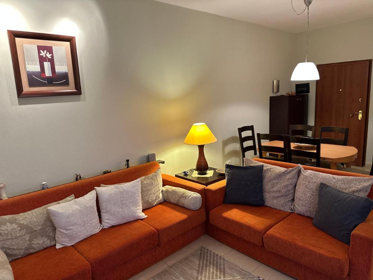 Apartamento Casa Mia - Hidden Gem Near The New Boulevard Tirana Exterior foto